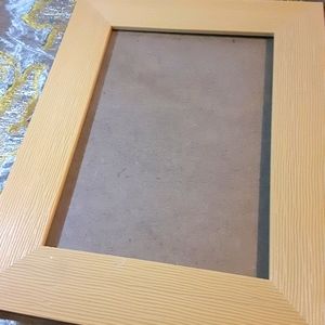 Picture frame color tan